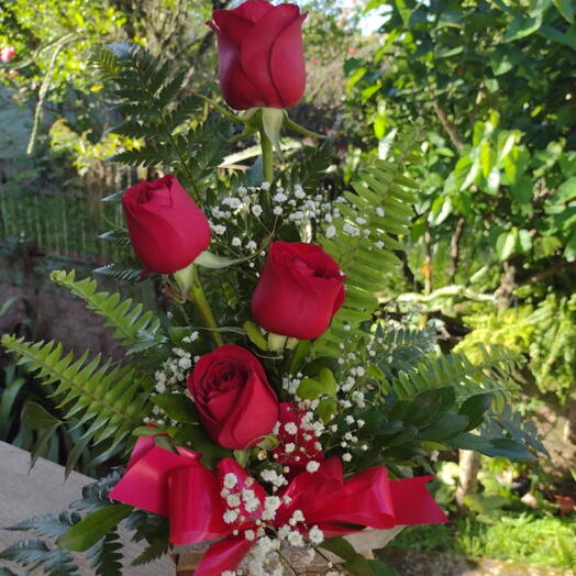 Arranjo 4 rosas