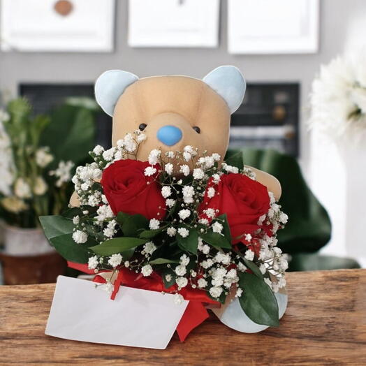 Urso com rosas