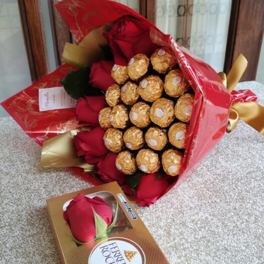 Buquê Ferrero (19 Ferrero+6 rosas)