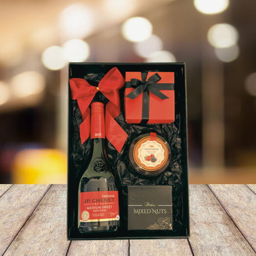 Cesta de Presente Com Vinho Suave Red Gift