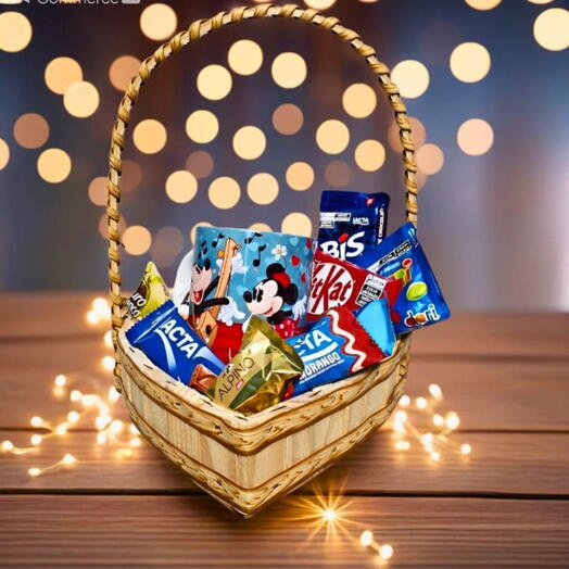 Cesta Guloseimas De Coração - Com Caneca Personalizada