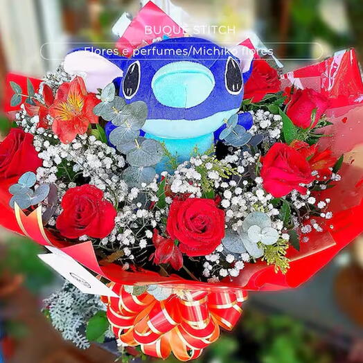 Buquê 6 rosas com stitch