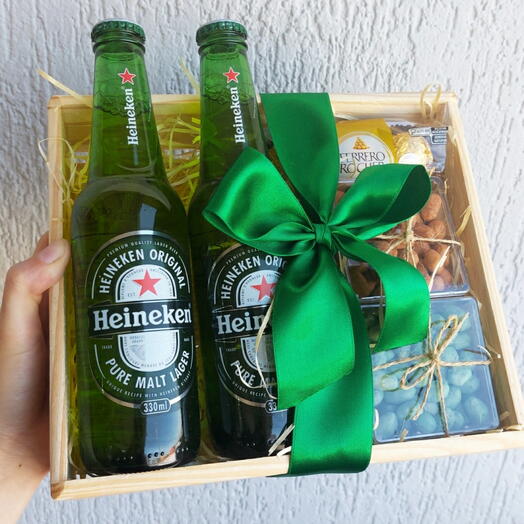 Cesta Heineken e Petiscos