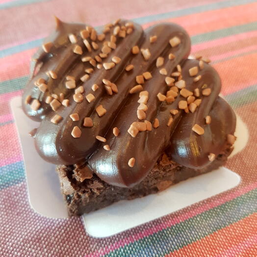 Brownie com cobertura