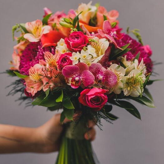Bouquet de noiva mix de flores fita de cetim
