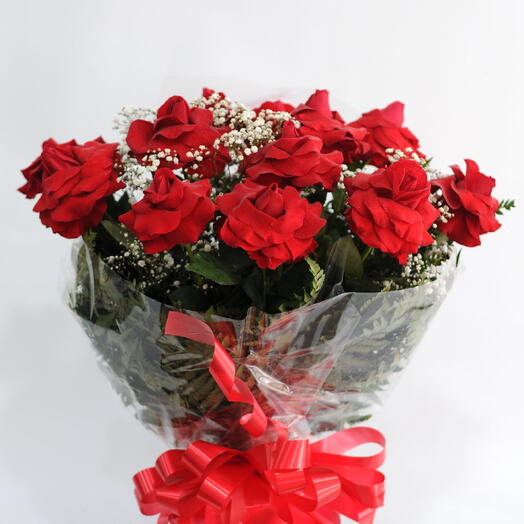 Buquê com 12 Rosas Vermelhas Colombianas