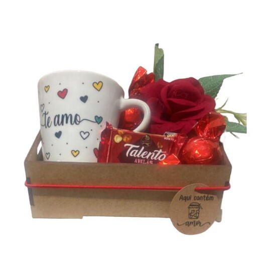 Gift Te Amo, com Rosa vermelha e chocolates