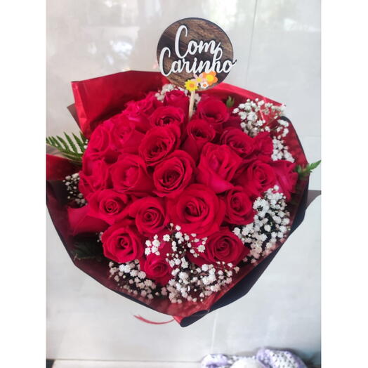 Buquê com 35 rosas