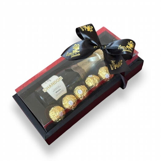 Presente com Chandon Baby e Bombons Ferrero Rocher