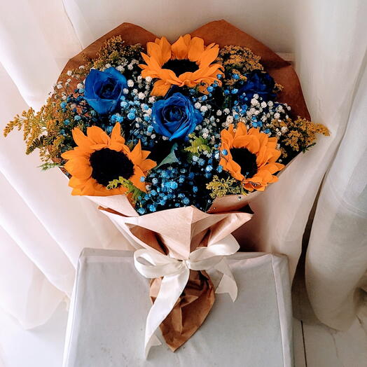 Bouquet de Rosas azul com girassol