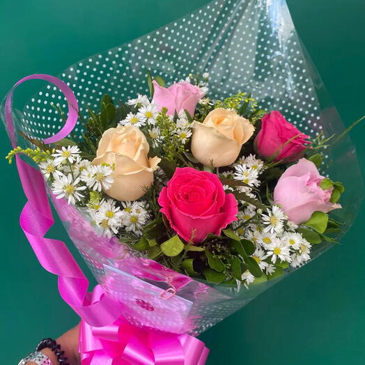 Buquê de 6 Rosas Coloridas