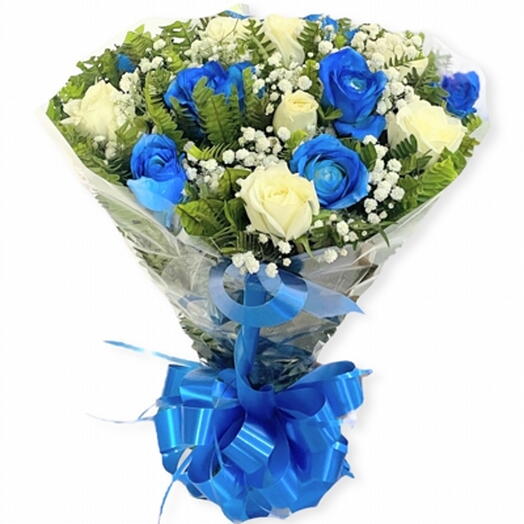 Buquê de 15 Rosas Azul e branca