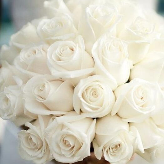 Bouquet super luxo  mix de rosas colombianas