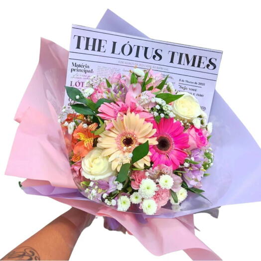 Buquê Edição Especial "The Lotus Times"
