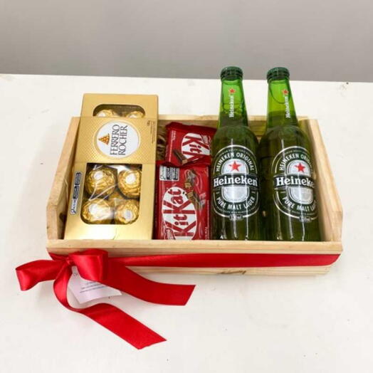 Cesta com Cerveja e Chocolates